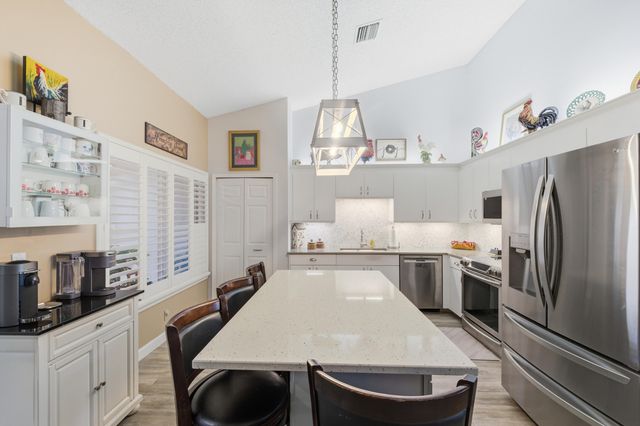 156 Sandy Lane, Royal Palm Beach, FL 33411