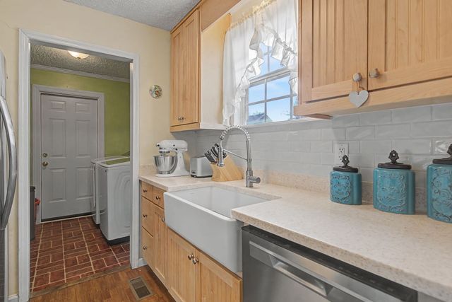 7041 Old Nashville Hwy, Murfreesboro, TN 37129