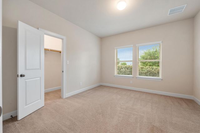 326 Cypress Forest DR, Kyle, TX 78640