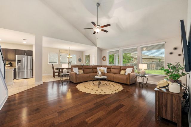 326 Cypress Forest DR, Kyle, TX 78640