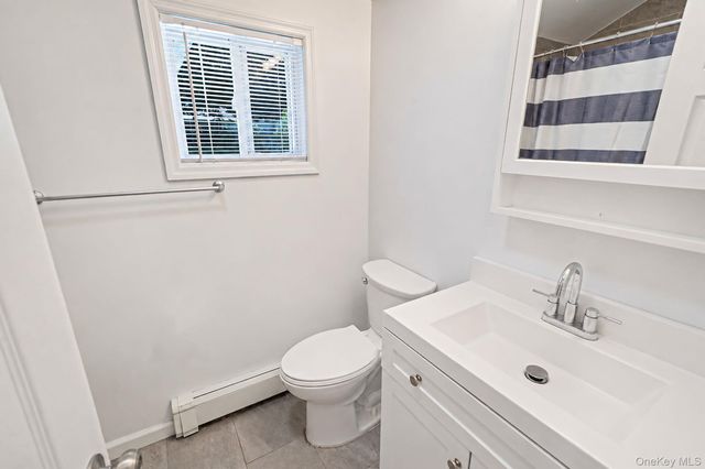 86 Eastview Road, Ronkonkoma, NY 11779