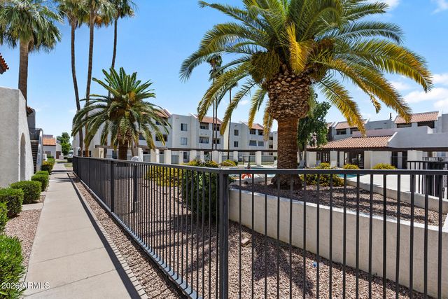 4730 W NORTHERN Avenue 1153, Glendale, AZ 85301