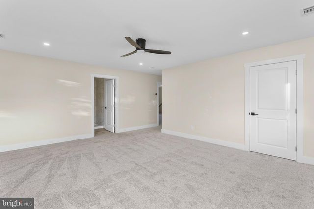 22 ORCHARD AVE, Pennington, NJ 08534