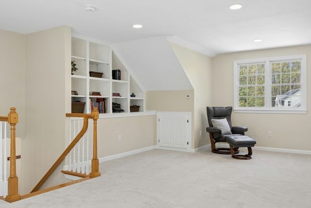 9 Wood, Mendon, MA 01756