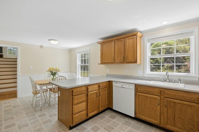 9 Wood, Mendon, MA 01756