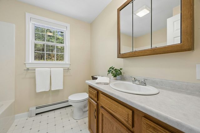 9 Wood, Mendon, MA 01756