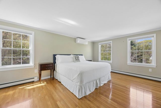 9 Wood, Mendon, MA 01756