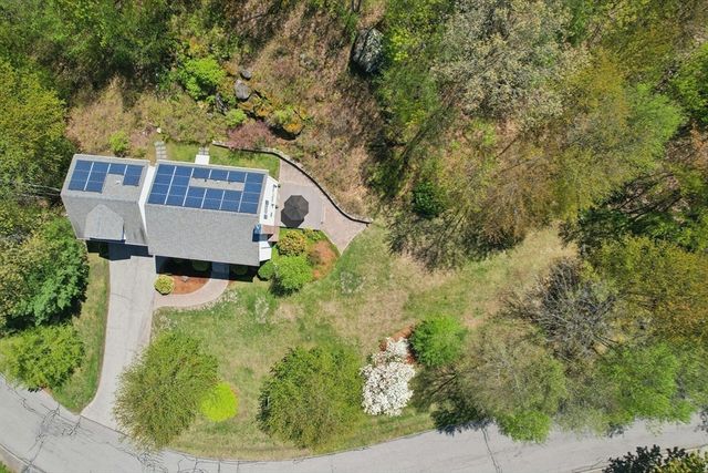 9 Wood, Mendon, MA 01756