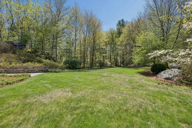 9 Wood, Mendon, MA 01756