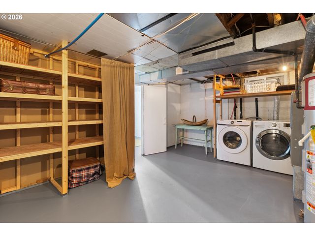 510 E 16TH St, Vancouver, WA 98663