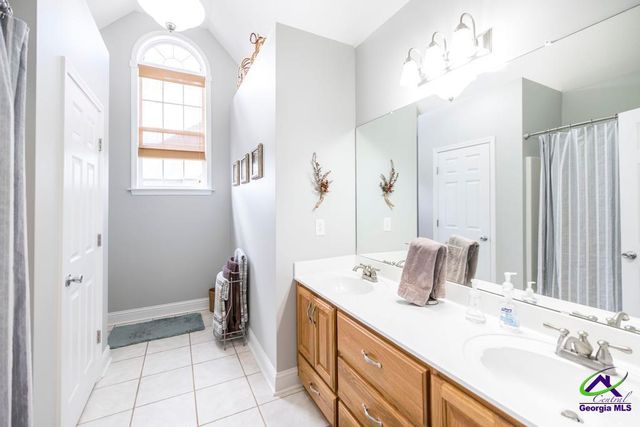 72 Sweet Bay Rd, Kathleen, GA 31047