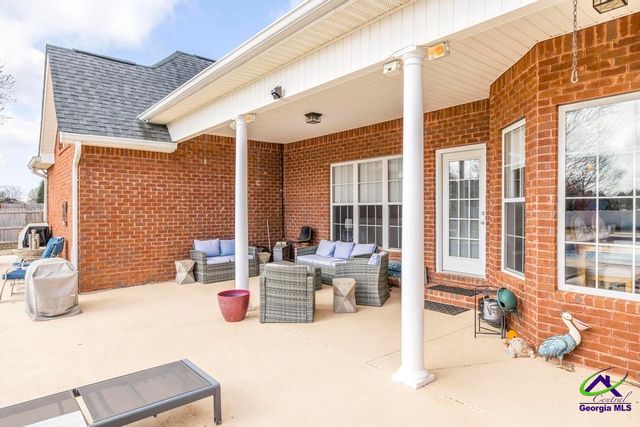 72 Sweet Bay Rd, Kathleen, GA 31047