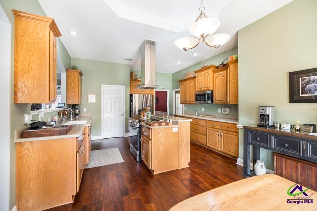 72 Sweet Bay Rd, Kathleen, GA 31047