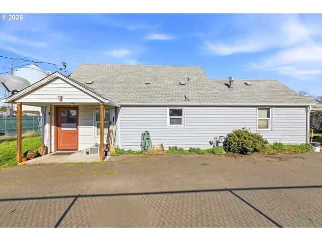 1035 MADERA St, Eugene, OR 97402