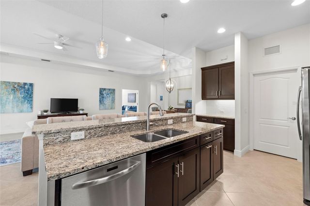 4623 CLAREMONT PARK DRIVE, Bradenton, FL 34211