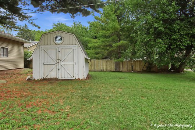 2023 ELIM Avenue, Zion, IL 60099