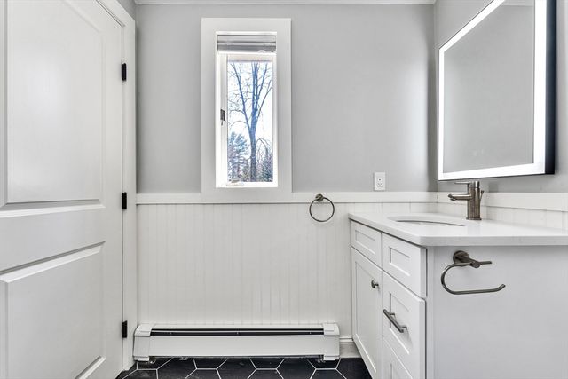 151 Wheeler St, Rehoboth, MA 02769