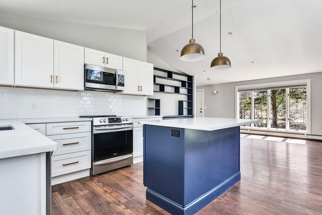 151 Wheeler St, Rehoboth, MA 02769