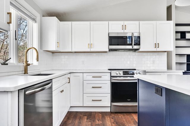 151 Wheeler St, Rehoboth, MA 02769