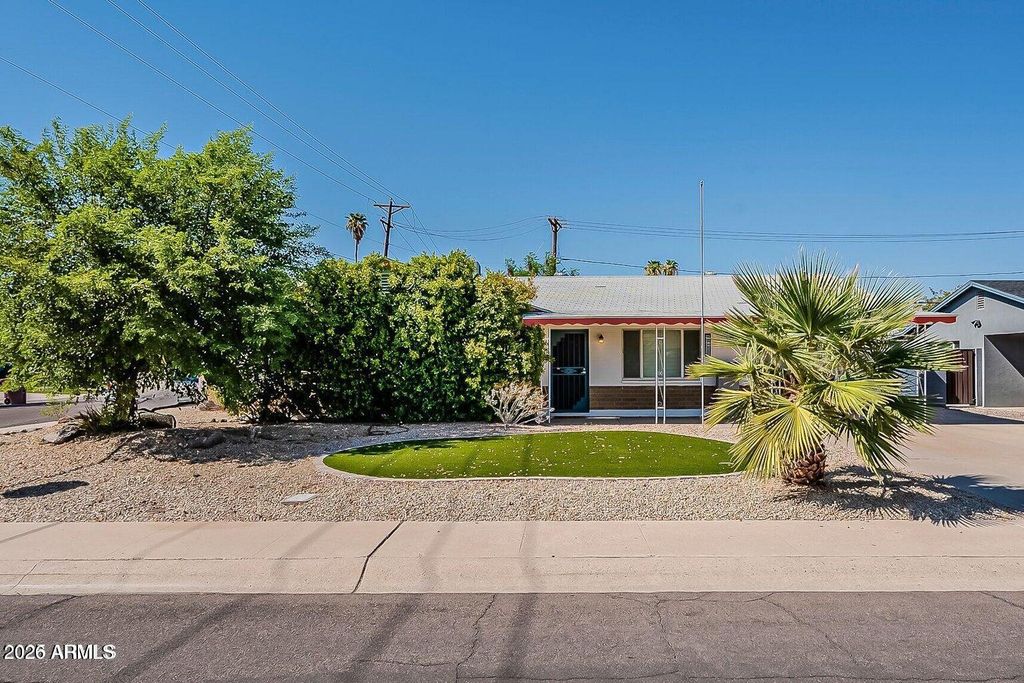7228 E GARFIELD Street, Scottsdale, AZ 85257 — photo 2