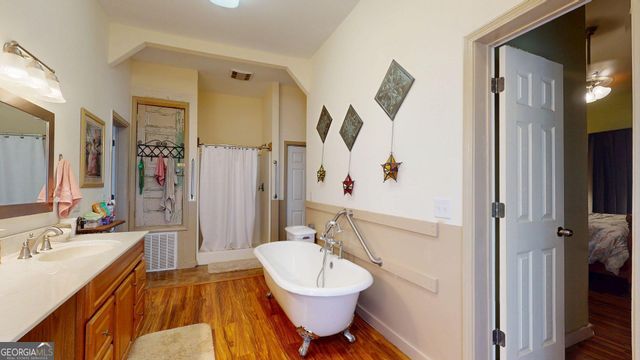 297 N Rountree Street, Metter, GA 30439