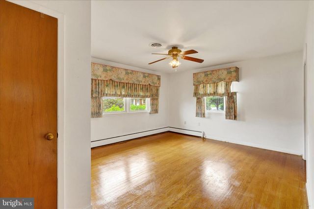 115 DOWNEY DRIVE, Chambersburg, PA 17202