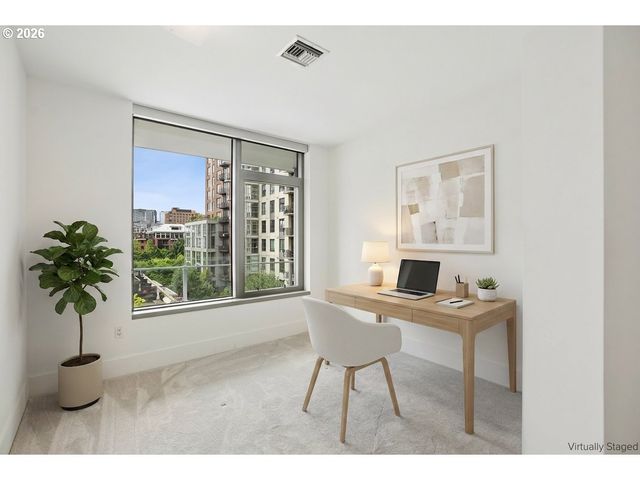 1001 Nw LOVEJOY St 512, Portland, OR 97209