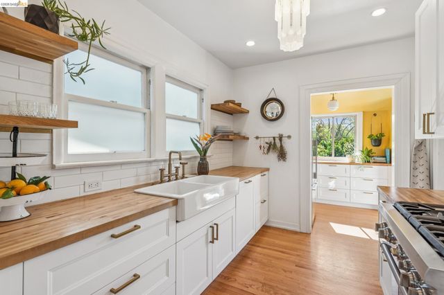 6004 Orchard Ave, Richmond, CA 94804