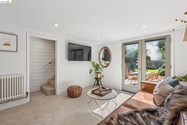 6004 Orchard Ave, Richmond, CA 94804