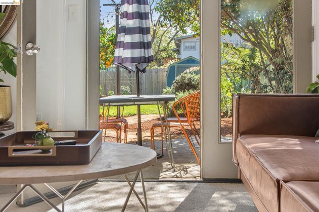 6004 Orchard Ave, Richmond, CA 94804