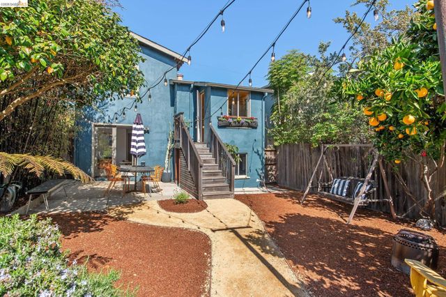 6004 Orchard Ave, Richmond, CA 94804