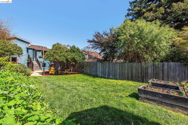 6004 Orchard Ave, Richmond, CA 94804