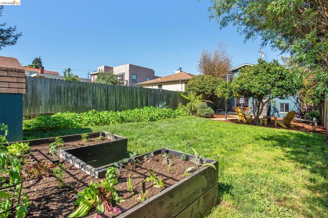 6004 Orchard Ave, Richmond, CA 94804