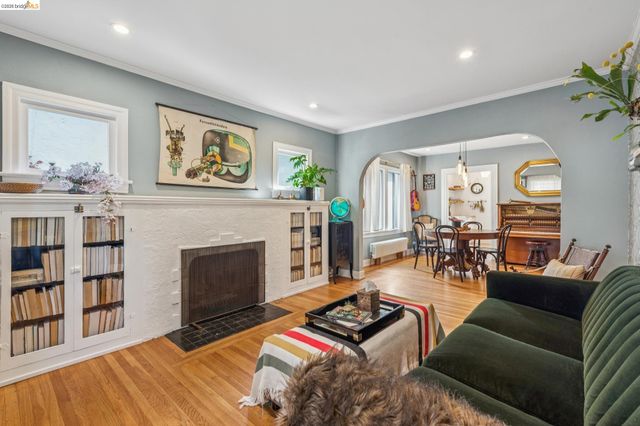 6004 Orchard Ave, Richmond, CA 94804