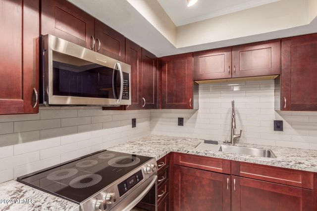 1340 N RECKER Road 131, Mesa, AZ 85205