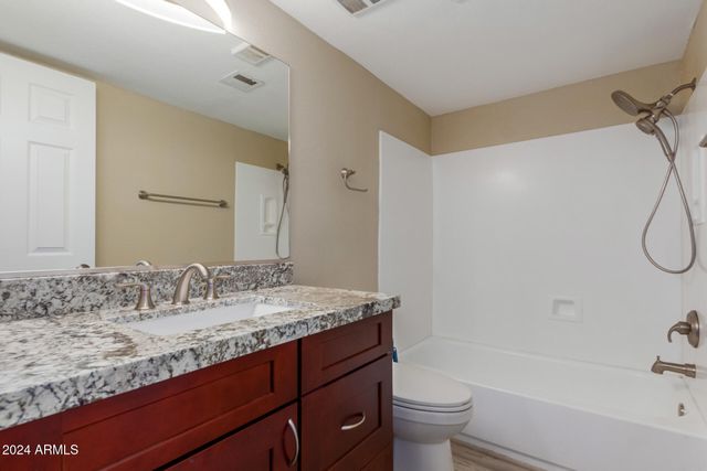 1340 N RECKER Road 131, Mesa, AZ 85205