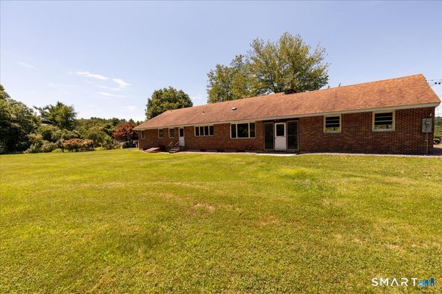 40 Tolland Turnpike, Willington, CT 06279