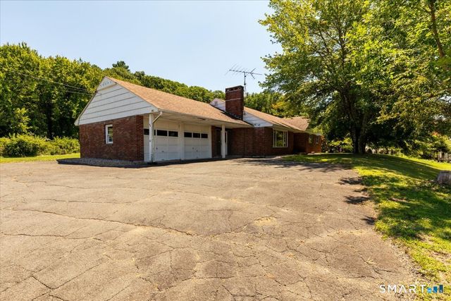 40 Tolland Turnpike, Willington, CT 06279