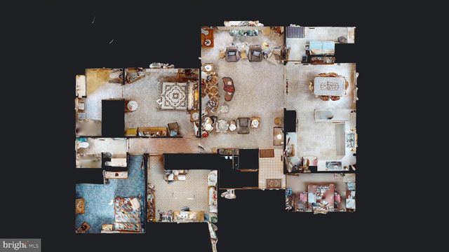 55 FAIRFAX CORNER RD, Cabins, WV 26855