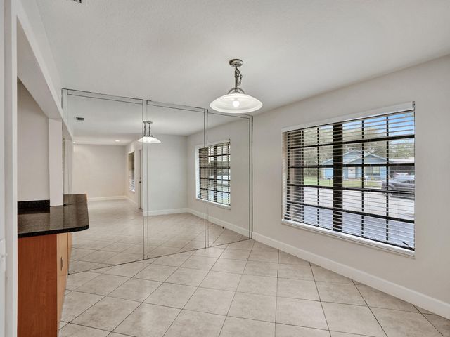 3747 E Valley Green Drive 76, Davie, FL 33328