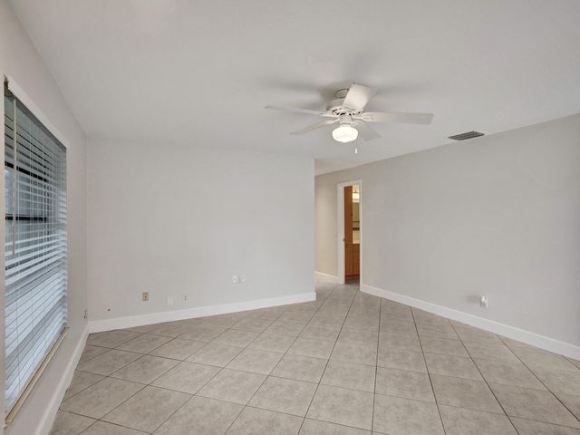 3747 E Valley Green Drive 76, Davie, FL 33328