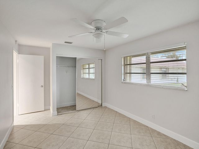 3747 E Valley Green Drive 76, Davie, FL 33328