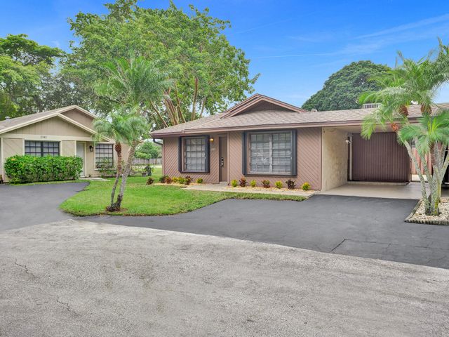 3747 E Valley Green Drive 76, Davie, FL 33328