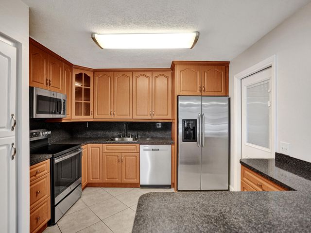 3747 E Valley Green Drive 76, Davie, FL 33328