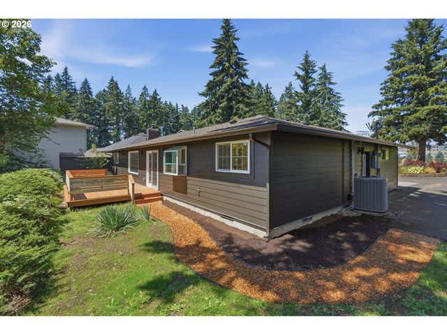 1283 Ne 49TH St, Vancouver, WA 98663