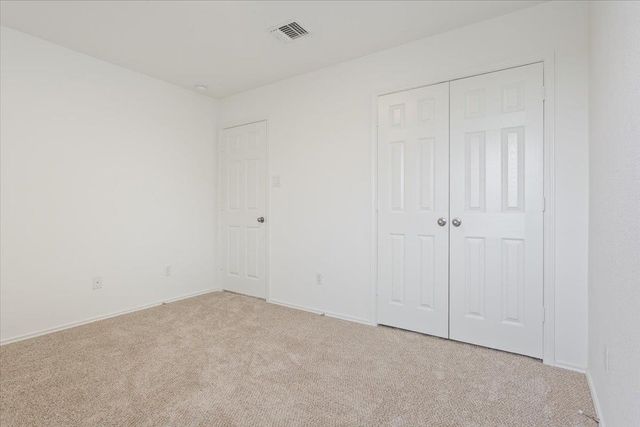 240 Foster LN, Jarrell, TX 76537