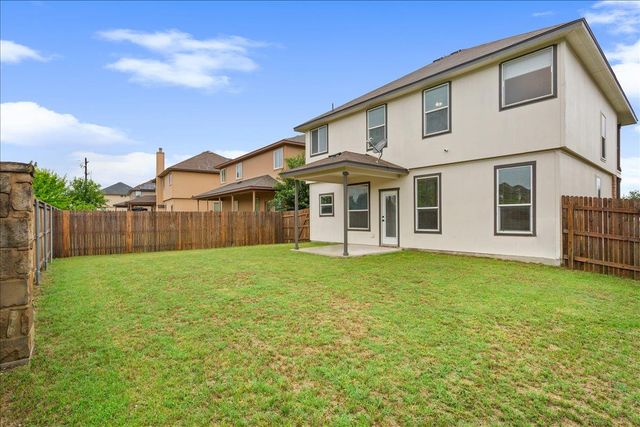 240 Foster LN, Jarrell, TX 76537