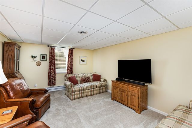 4037 St James Parkway, Canandaigua Town, NY 14424