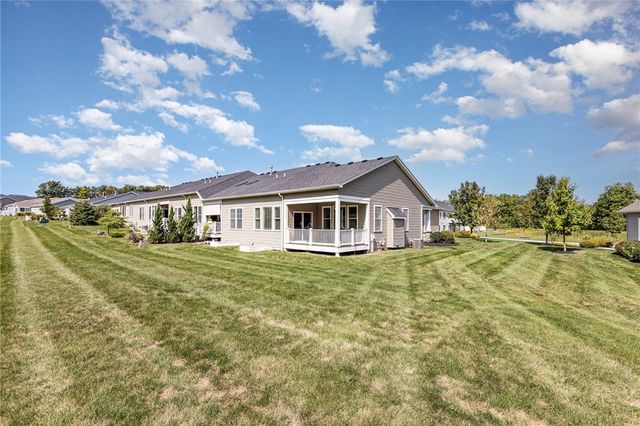 4037 St James Parkway, Canandaigua Town, NY 14424