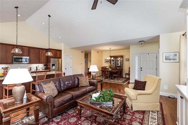 4037 St James Parkway, Canandaigua Town, NY 14424